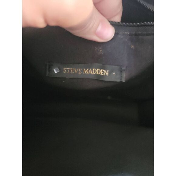 Steve Madden Women's Black Leather Crossbody Shoulder Bag - Picture 6 of 11
